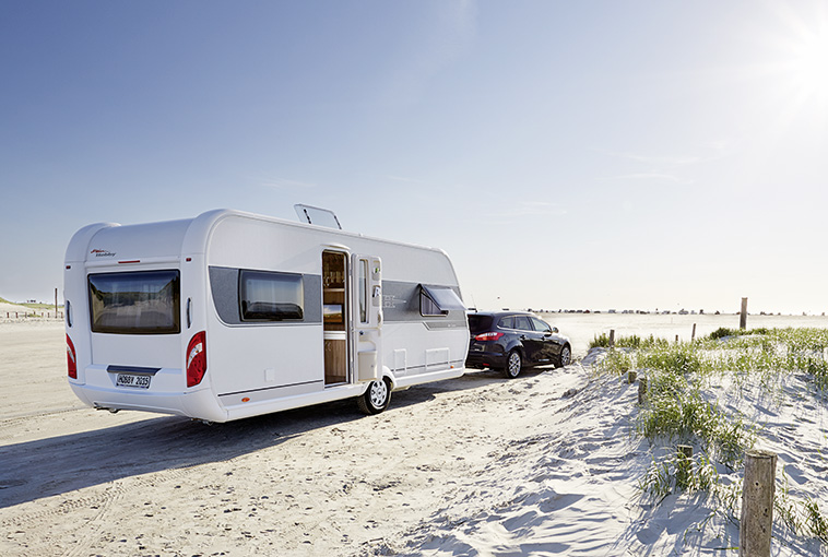 Hobby De Luxe 2015